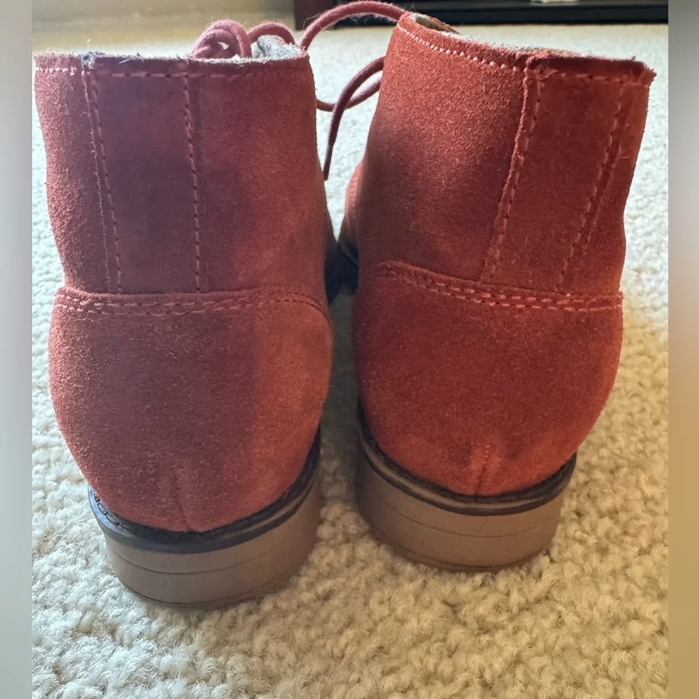 🧡 H.P. by Hush Puppies Moyen Orange Suede Booties – Size 7 - Picture 3 of 6
